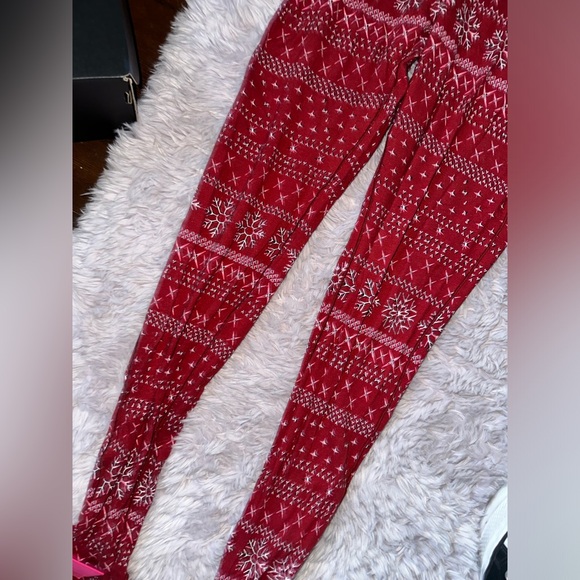 LOGO POINTELLE HENLEY ONESIE | RED FAIR ISLE - Picture 3 of 4